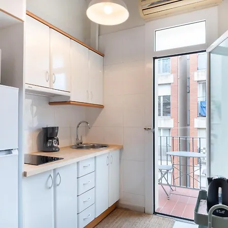 Cozy In The Heart Of Gracia Appartement