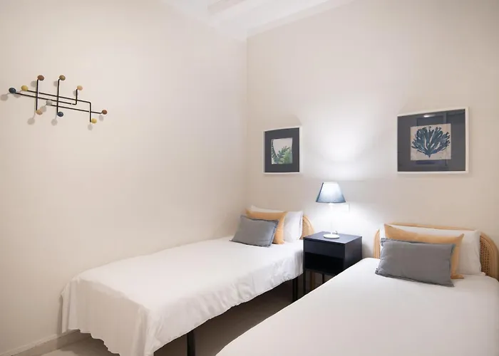 Cozy In The Heart Of Gracia, Apartamento Barcelona