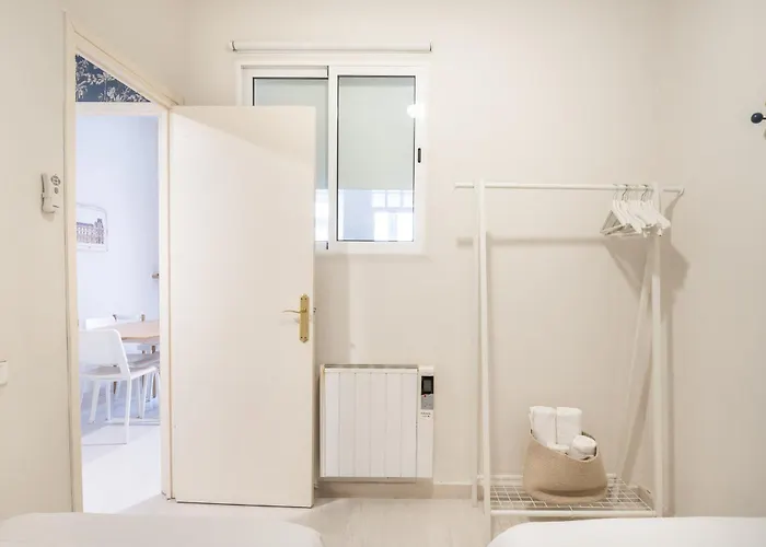Cozy In The Heart Of Gracia, *